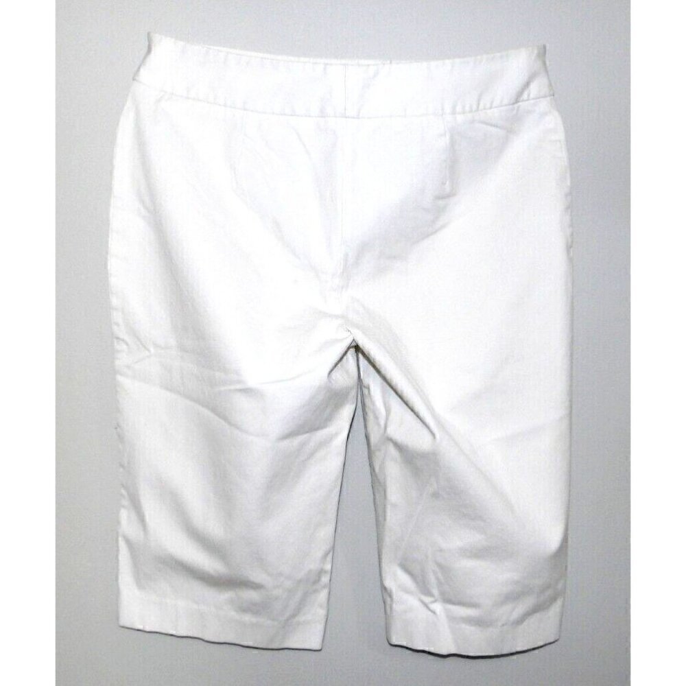 ALFANI white mid rise light weight woman's shorts 15" inseam women's size 10 - Picture 3 of 4